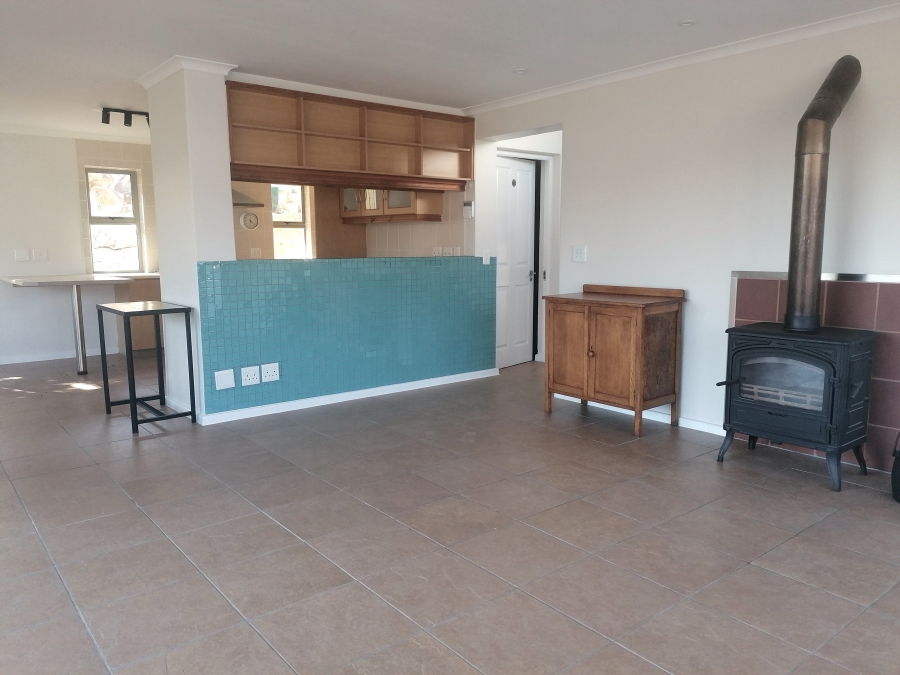 To Let 4 Bedroom Property for Rent in Glencairn Heights Western Cape